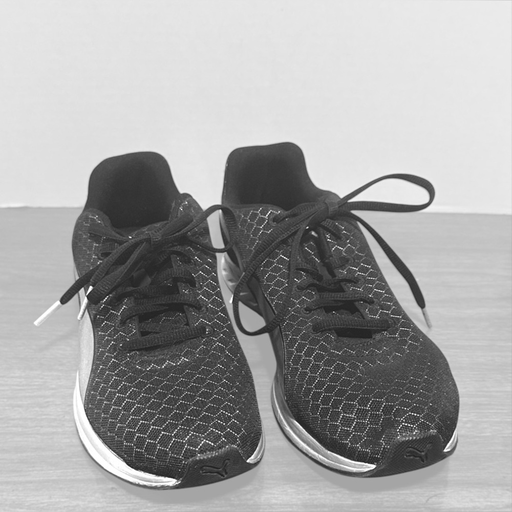 Puma women’s Black and Gray Athletic Shoes